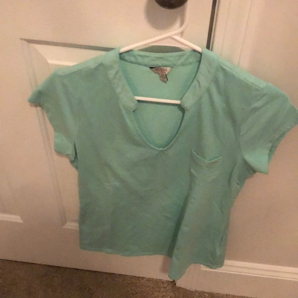 Tee